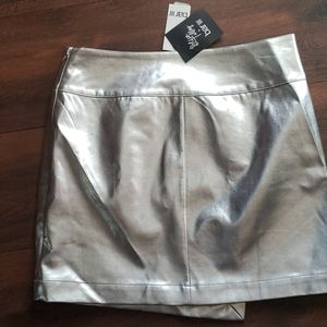 NWT Bar Ill Silver Metallic Skirt